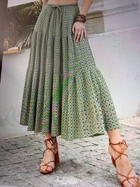 ❤️Hello Gorgeous! Boho Print Tiered Maxi Skirt- Matcha Green